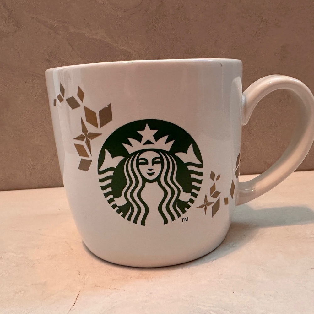 Starbucks 2013 Holiday White and Green Coffee Mug 14oz